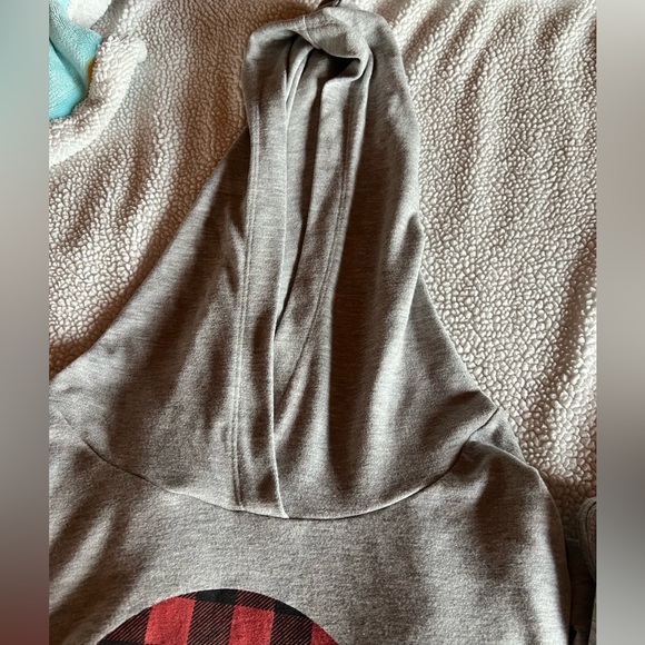 Christmas Bel oversized hooded long sleeve light wt fleece. 3XL buff pld on grey - Picture 3 of 6